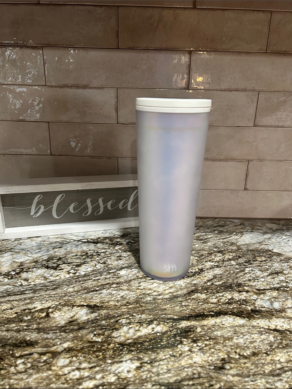Simple Modern 24 oz Classic Tumbler Iridescent White Travel Tumbler